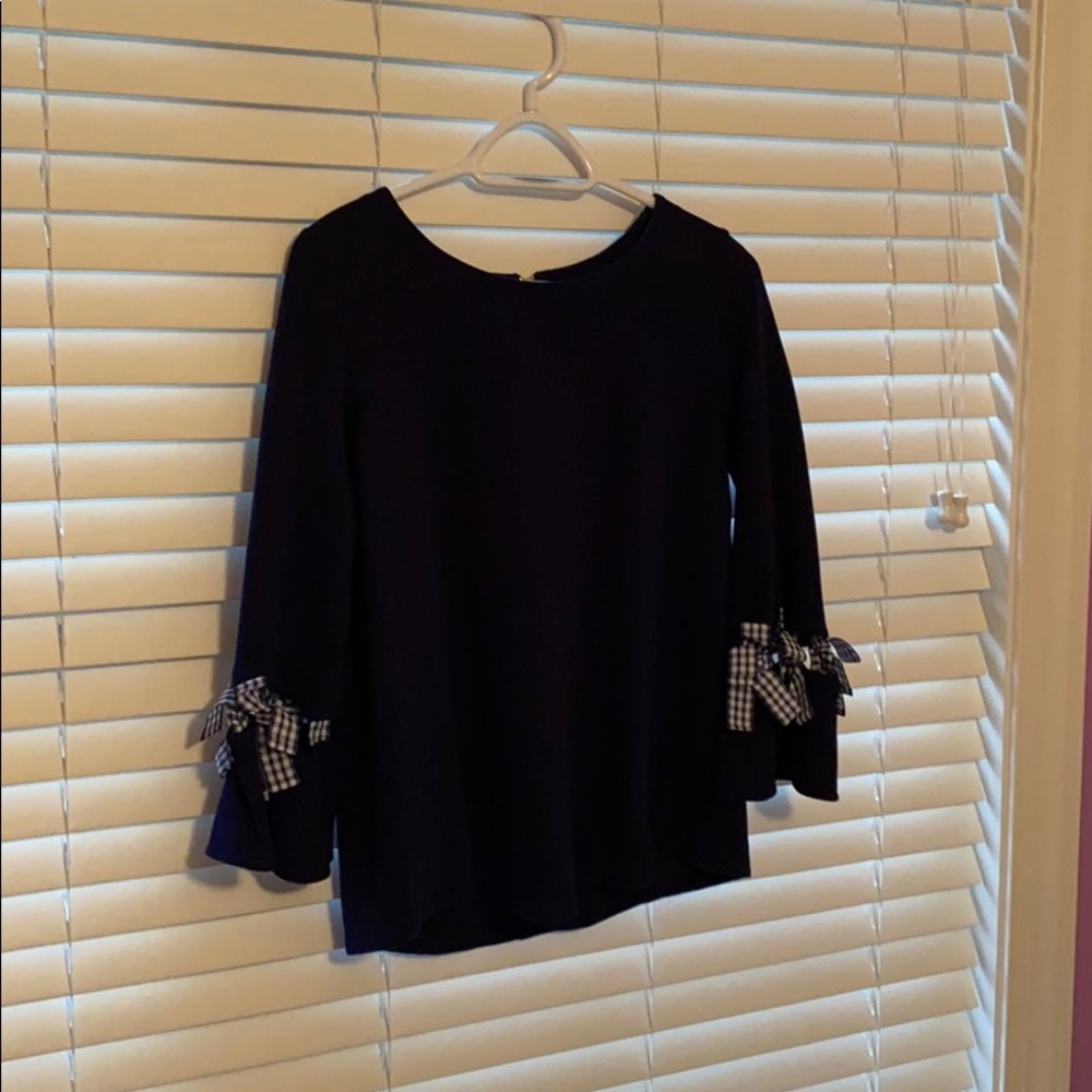 crown & ivy gingham tied blouse!